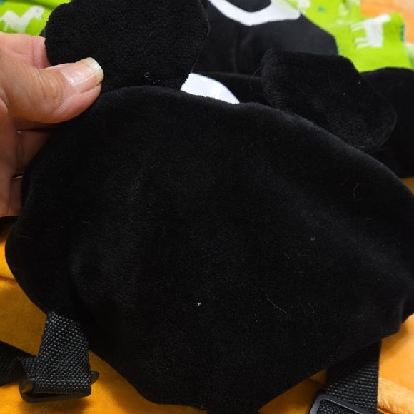 Black and White Penguin Backpack - Picture 7 of 8